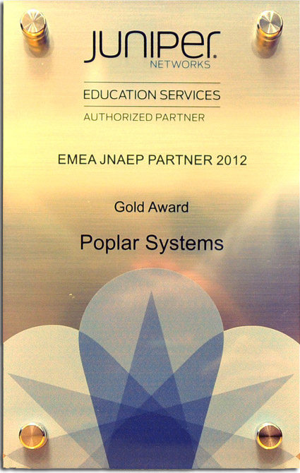 Поплар лучший авторизованный учебный центр года Juniper Networks (2012)